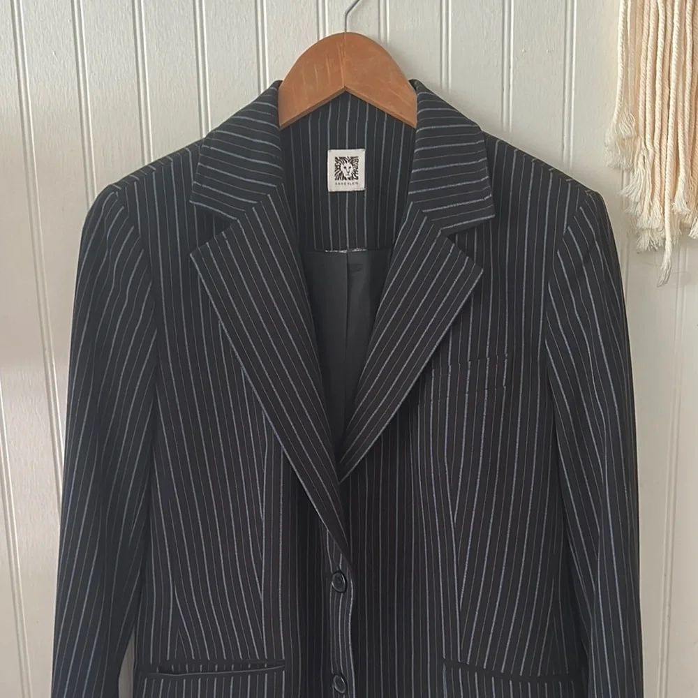 Anne Klein Black and Gray Pinstripe Blazer sz M
